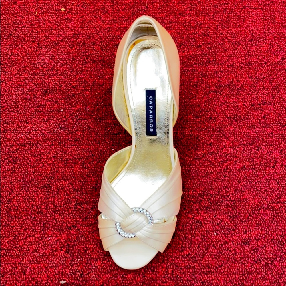 Ladies shoes